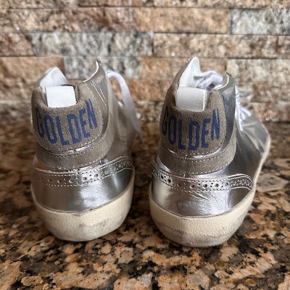 Golden Goose Deluxe Brand Star Patch Sneakers - Picture 6 of 13